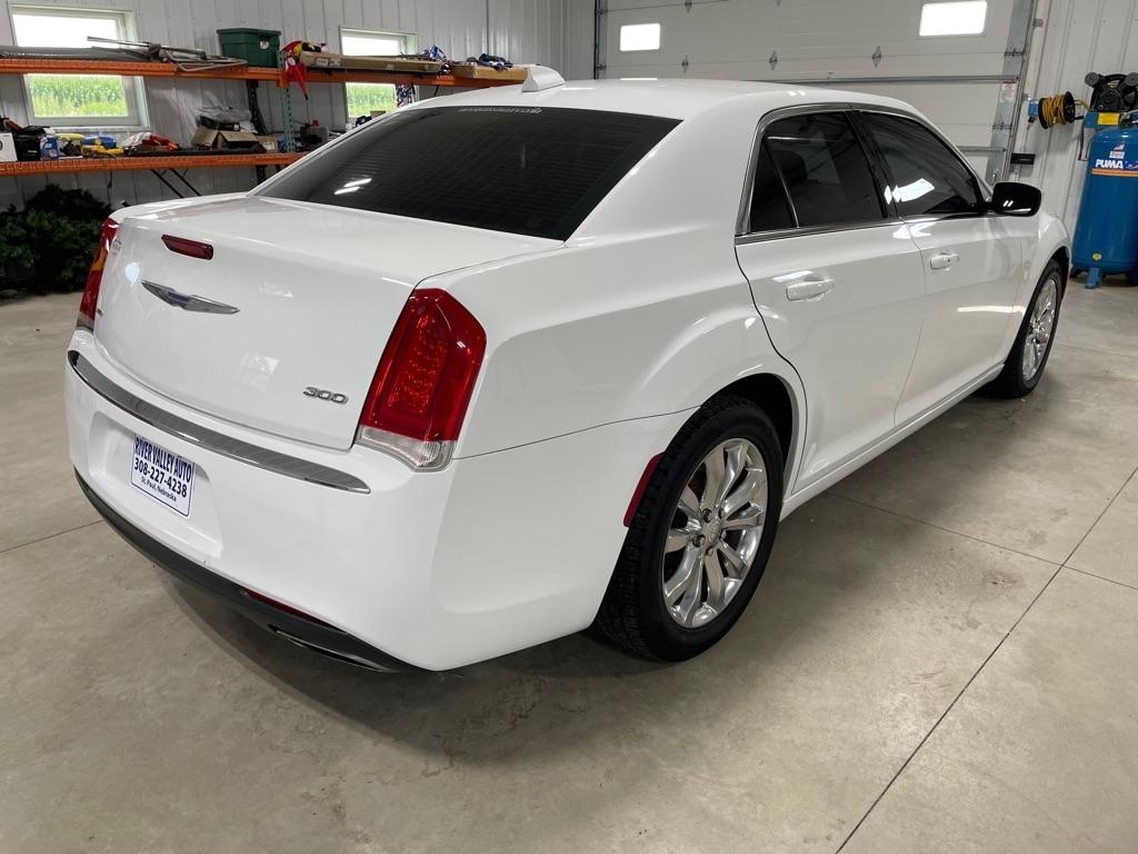 Chrysler 300 Limited 2017