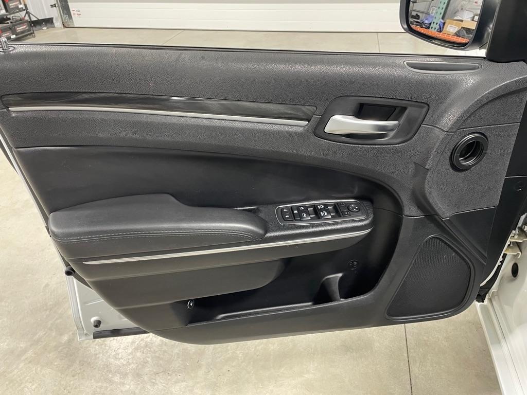 Chrysler 300 Limited 2017