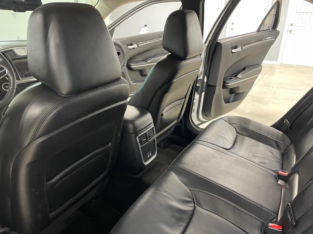 Chrysler 300 Limited 2017
