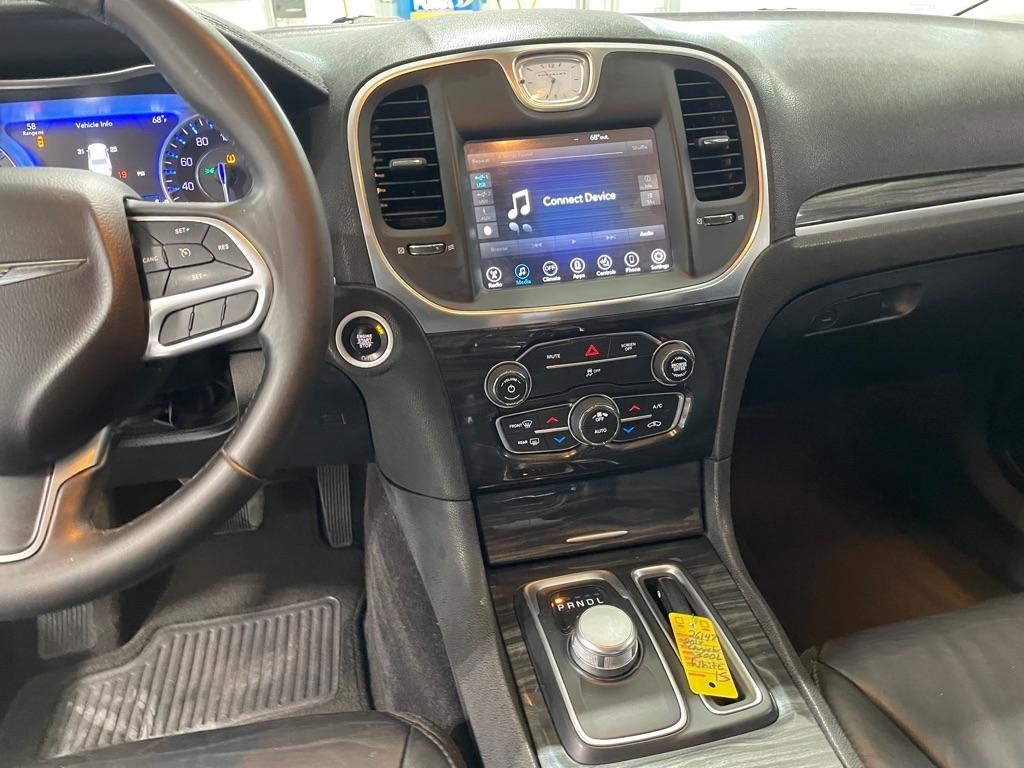 Chrysler 300 Limited 2017