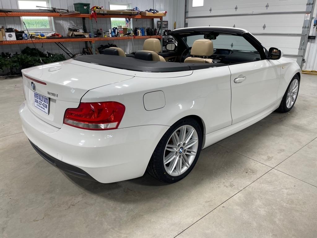 BMW 1-Series  2012