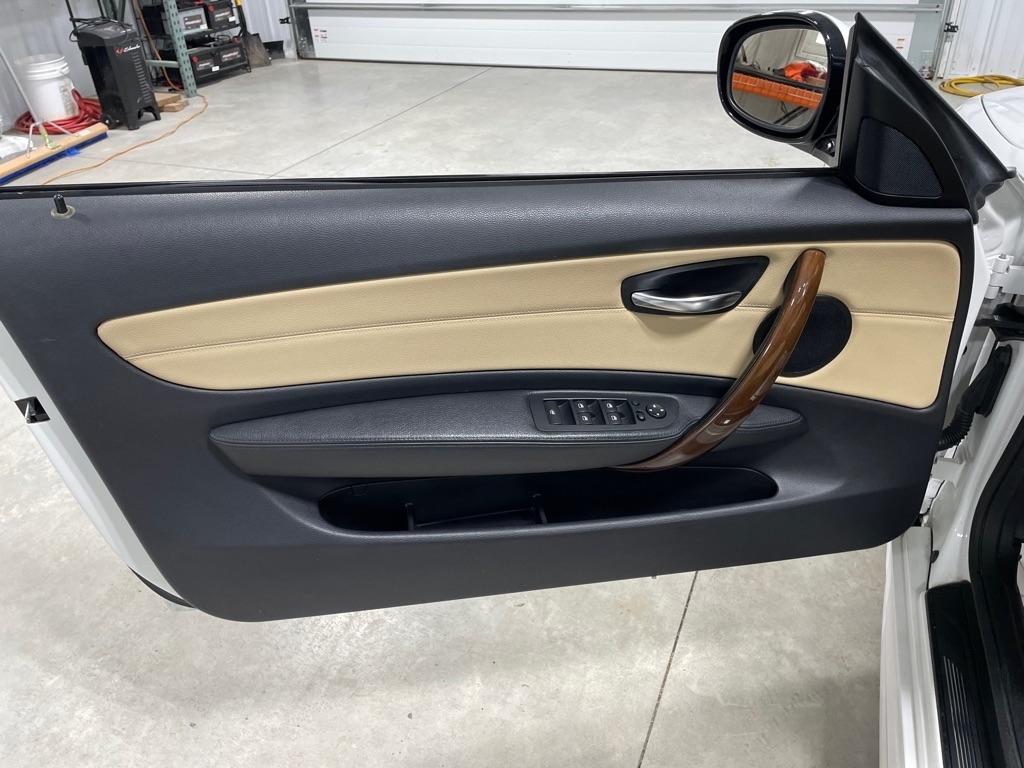 BMW 1-Series  2012