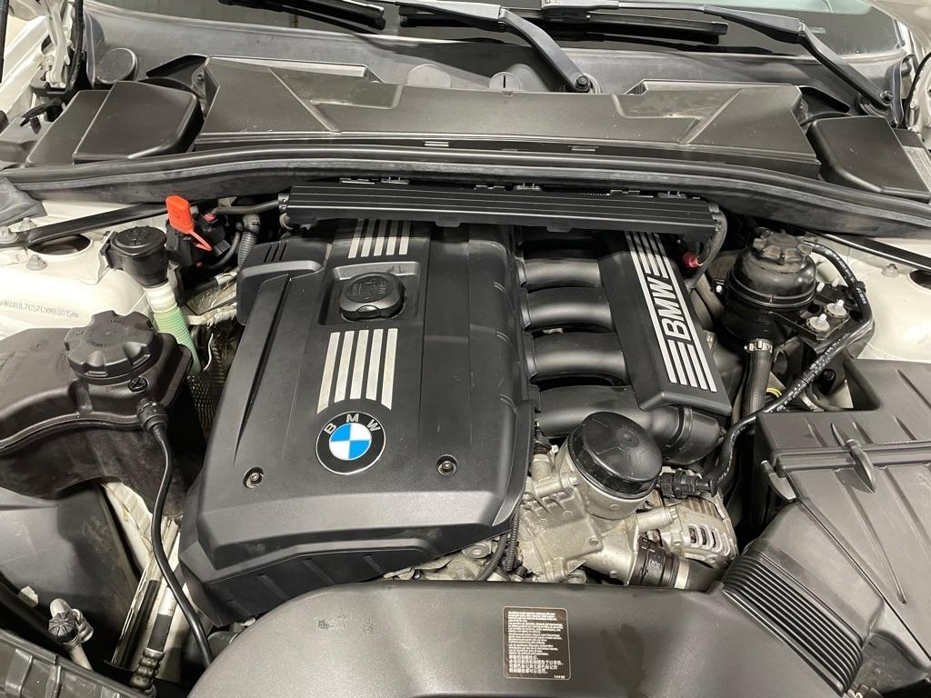 BMW 1-Series  2012