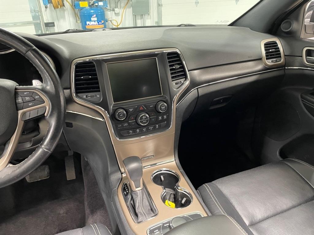 Jeep Grand Cherokee  2016