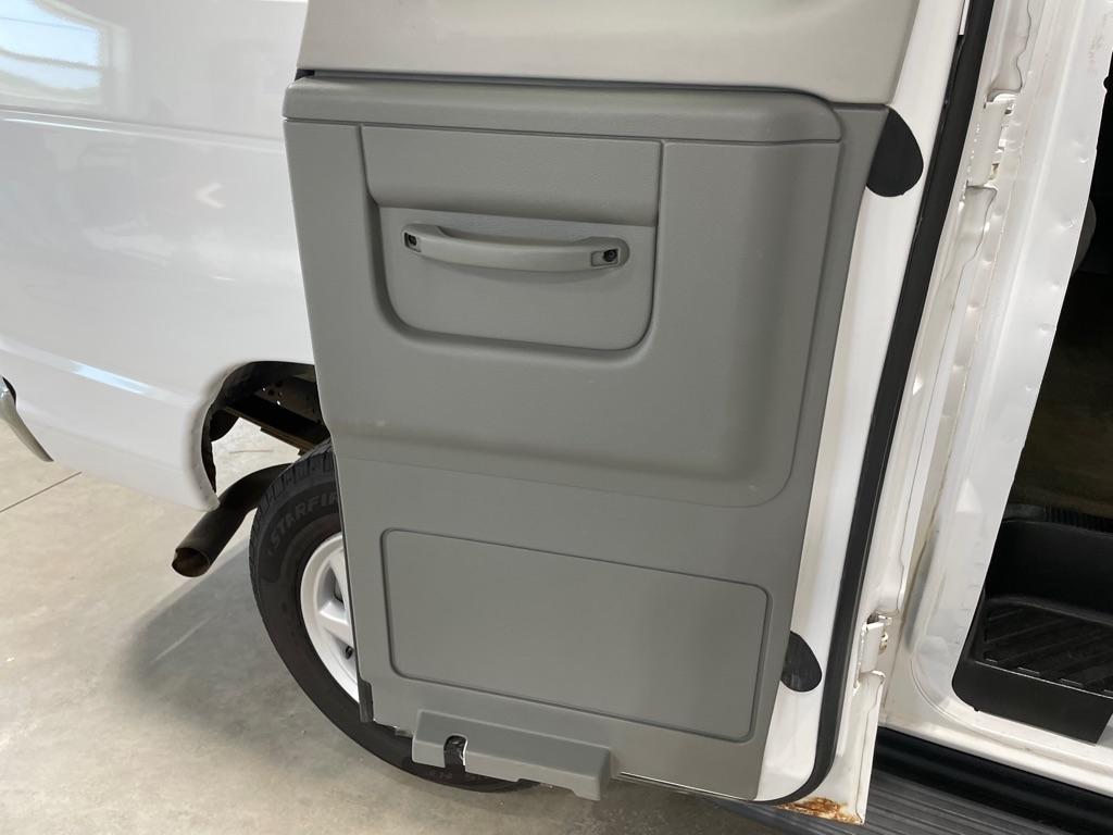 Ford Econoline  2014