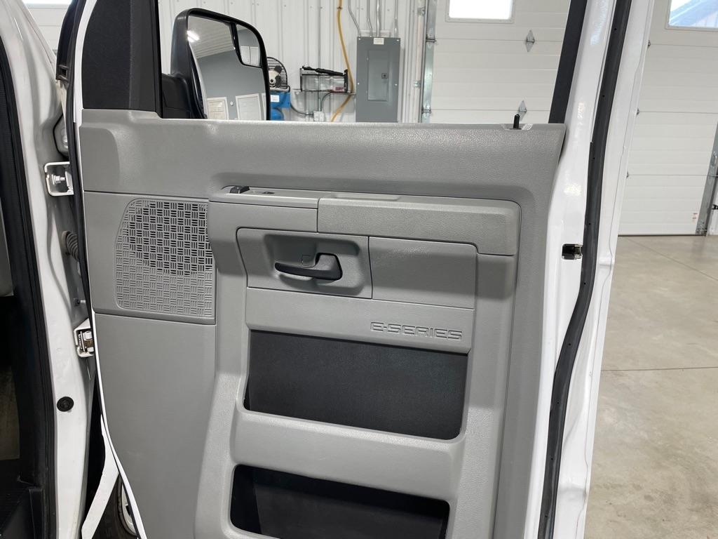 Ford Econoline  2014