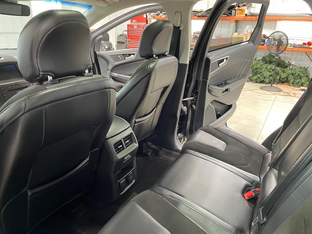 Ford Edge  2015
