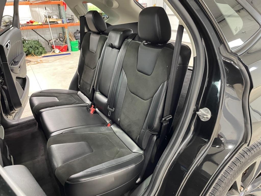 Ford Edge  2015