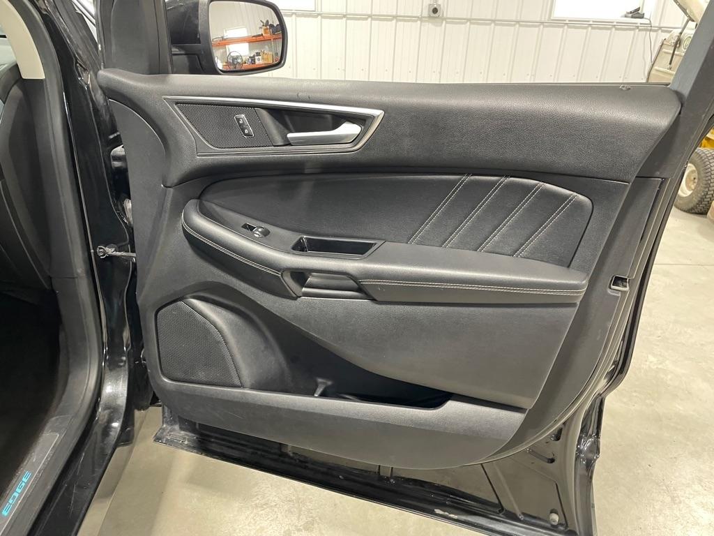 Ford Edge  2015