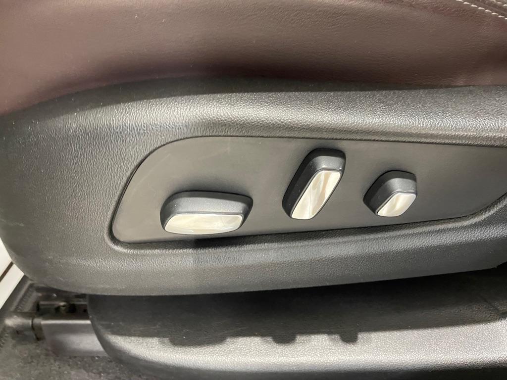 Cadillac XT6  2020