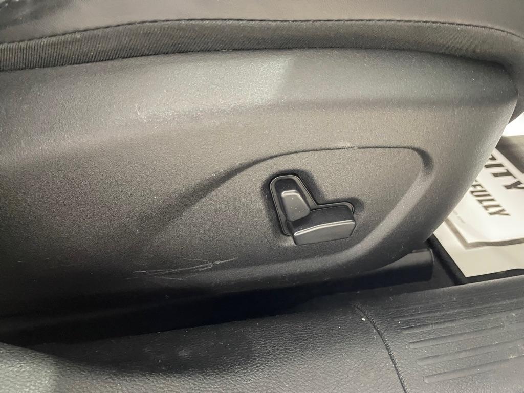 Chrysler 200  2015