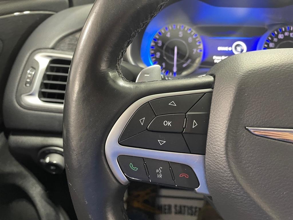 Chrysler 200  2015