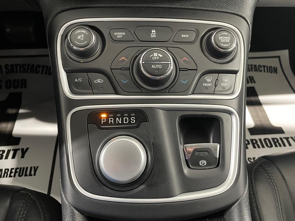 Chrysler 200  2015