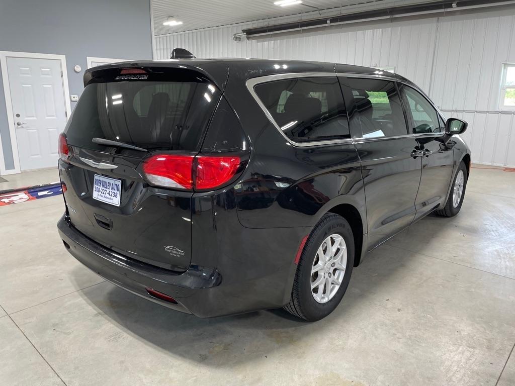 Chrysler Pacifica  2017