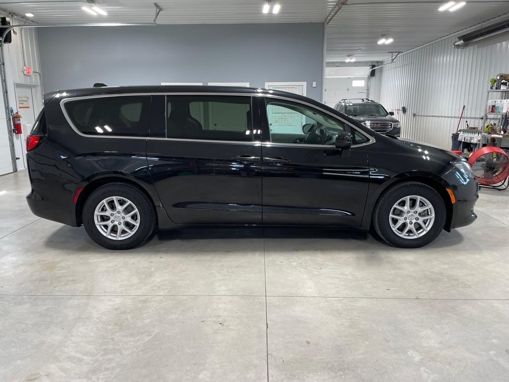 Chrysler Pacifica  2017