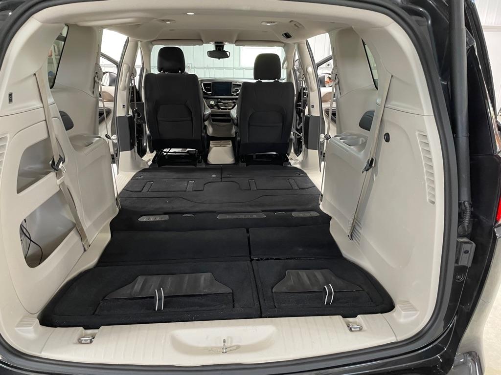 Chrysler Pacifica  2017