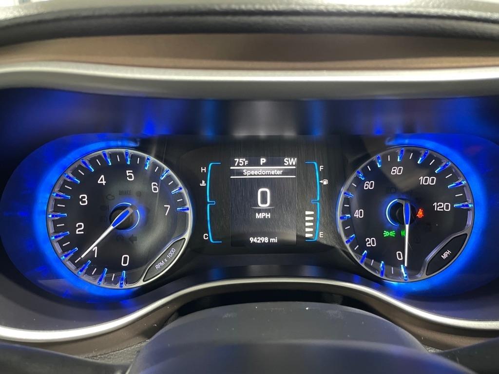 Chrysler Pacifica  2017