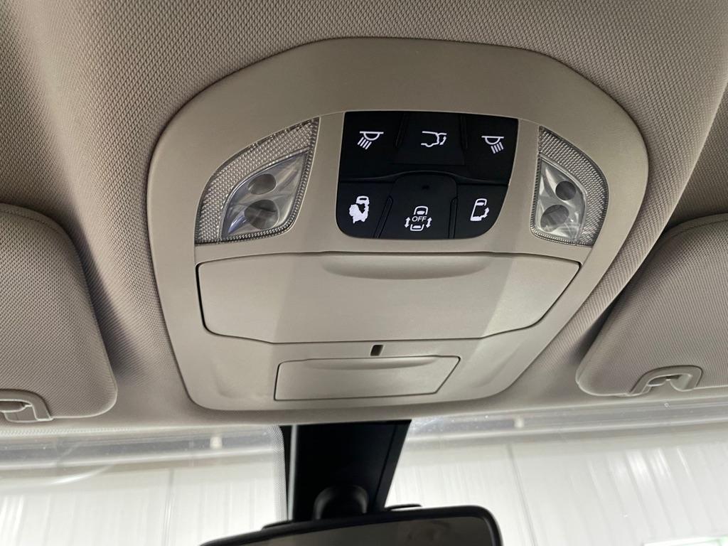 Chrysler Pacifica  2017