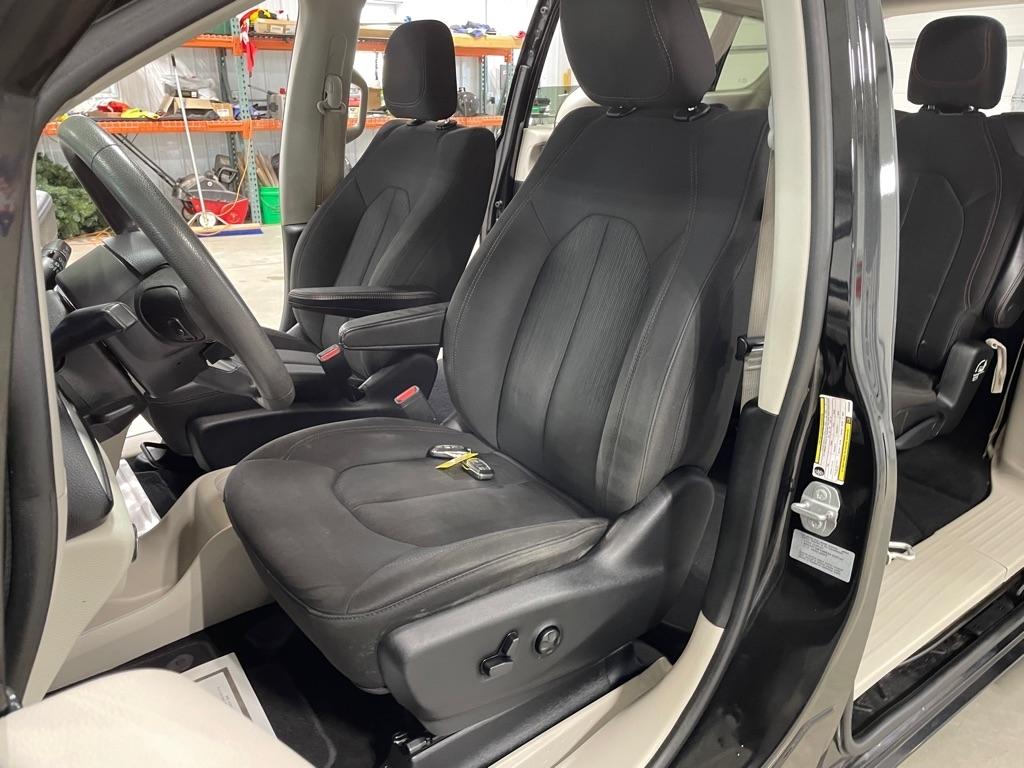 Chrysler Pacifica  2017