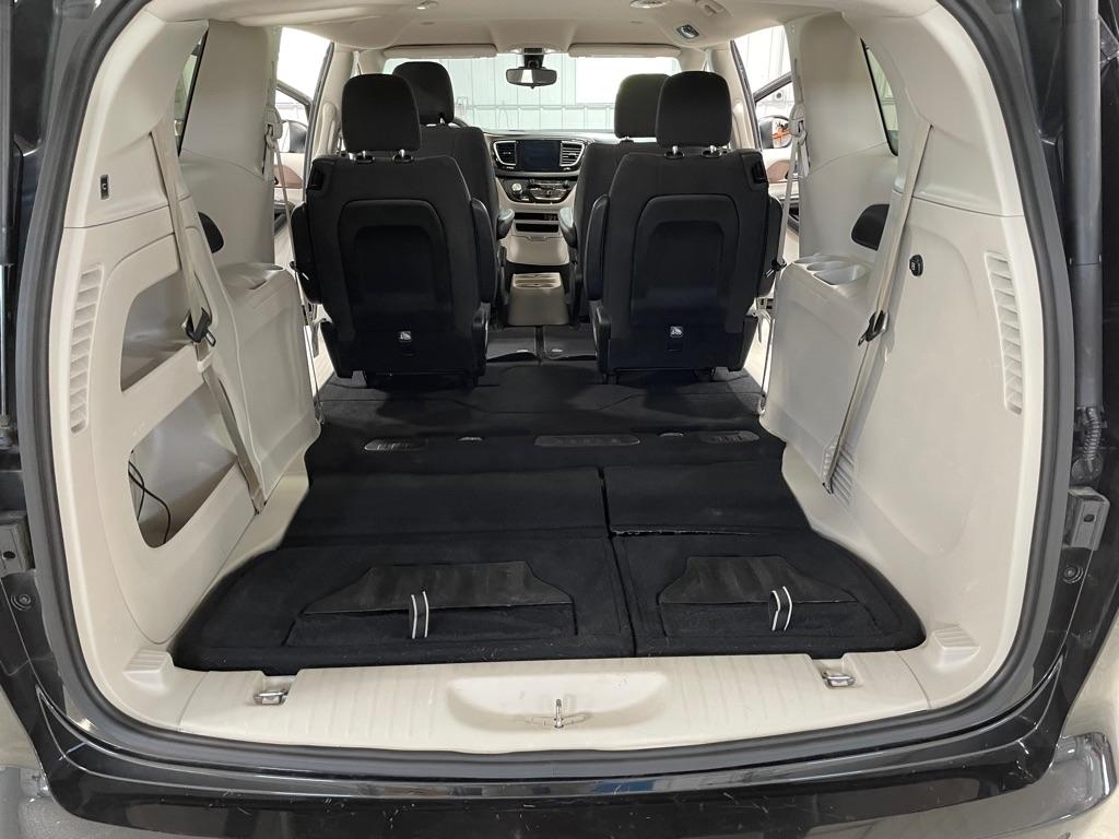 Chrysler Pacifica  2017