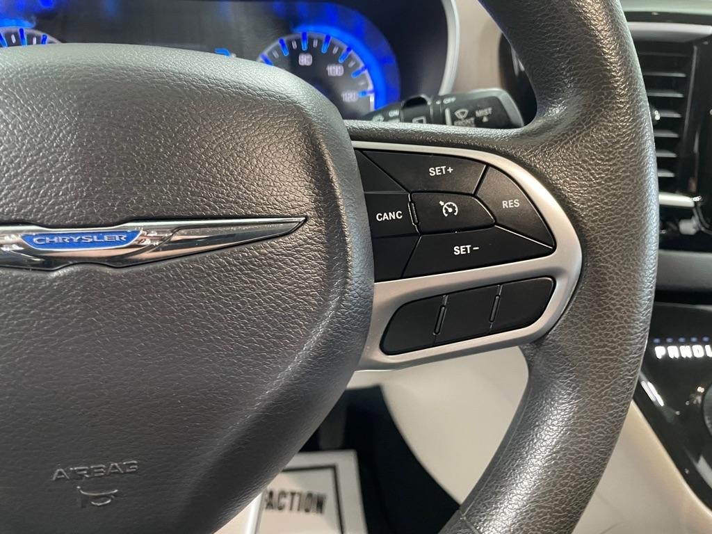 Chrysler Pacifica  2017