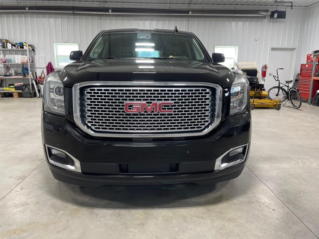 GMC Yukon  2016