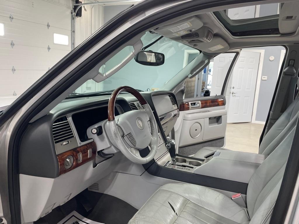 Lincoln Navigator  2005