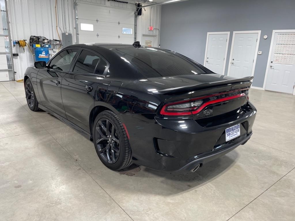 Dodge Charger  2021