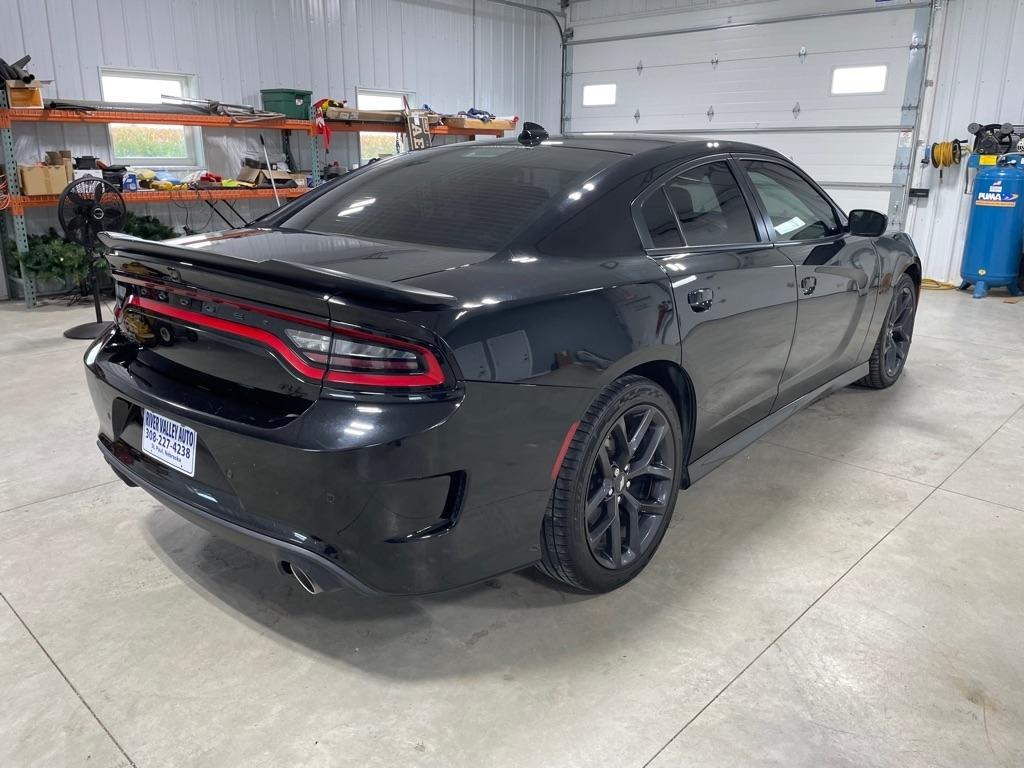 Dodge Charger  2021