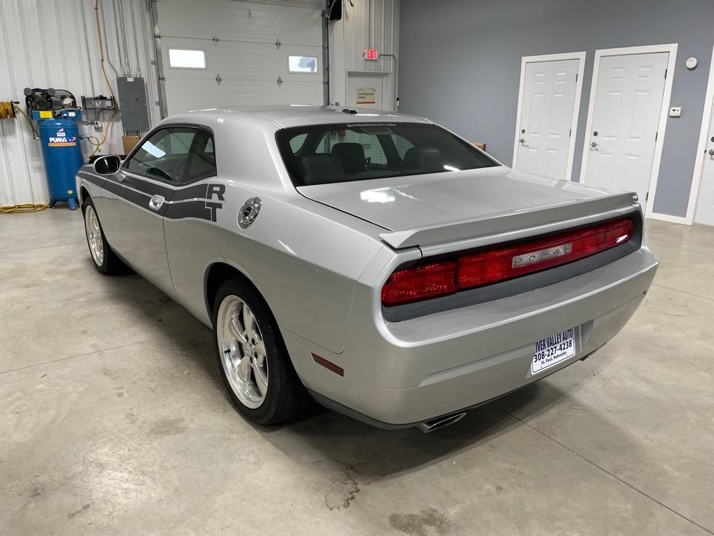Dodge Challenger  2010