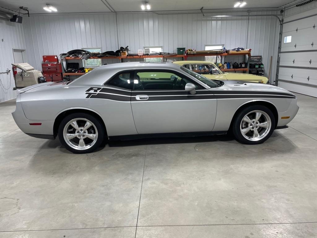 Dodge Challenger  2010