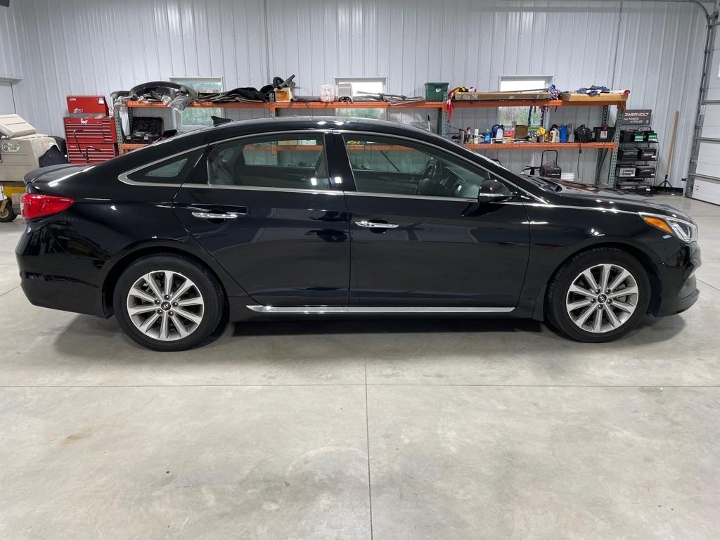 Hyundai Sonata  2016