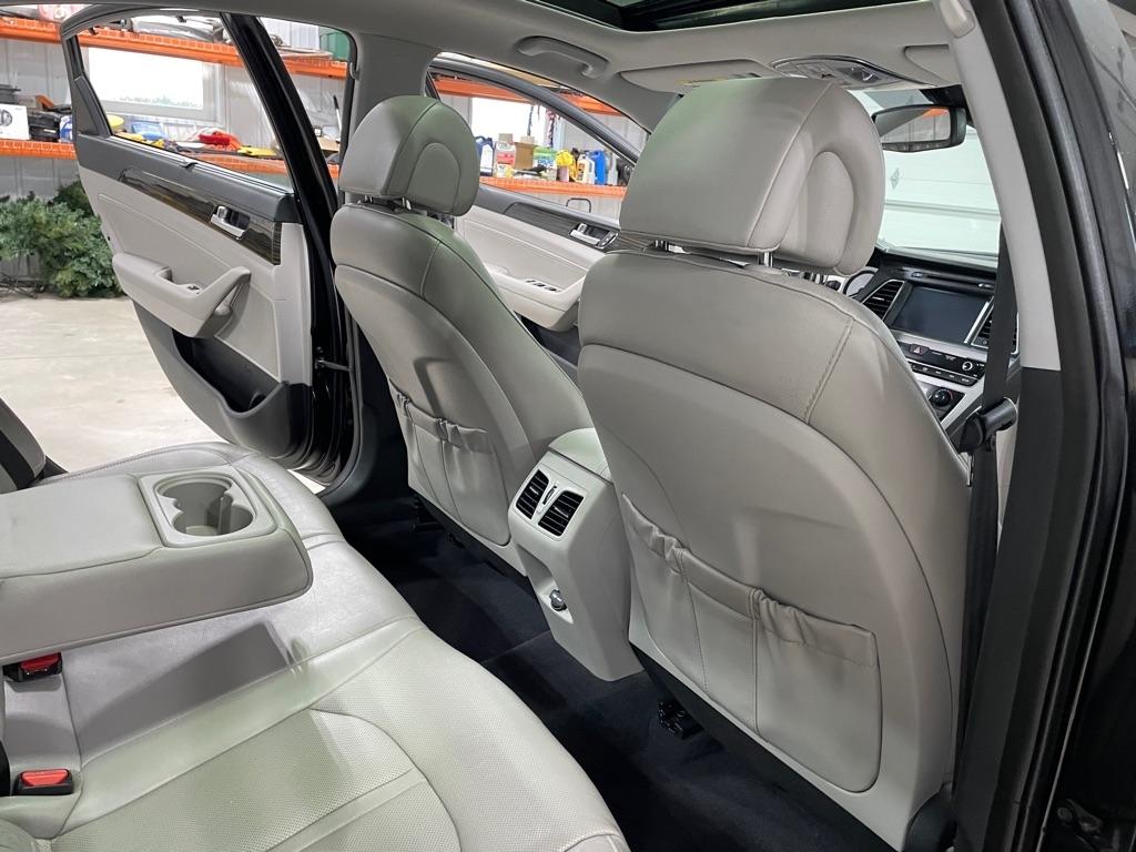 Hyundai Sonata  2016