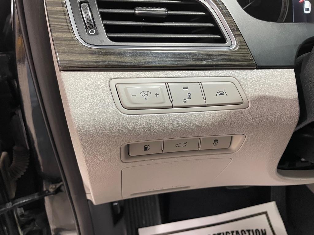 Hyundai Sonata  2016