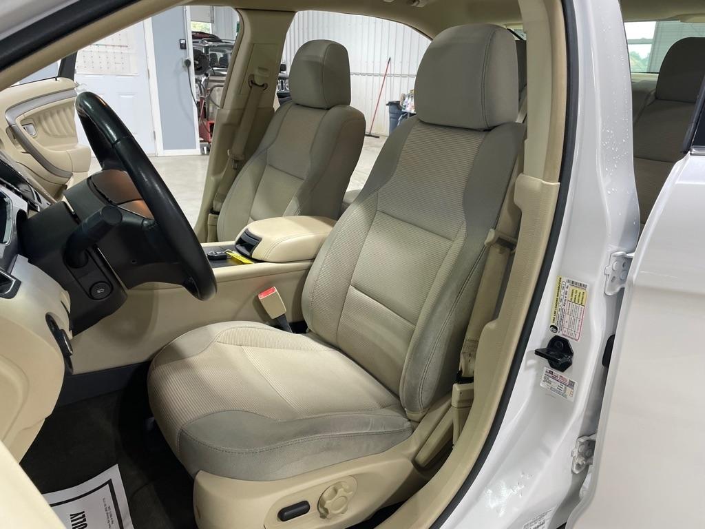 Ford Taurus SEL 2014