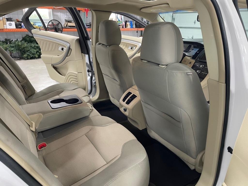 Ford Taurus SEL 2014
