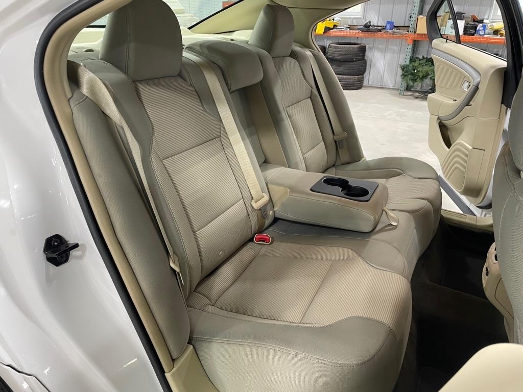 Ford Taurus SEL 2014