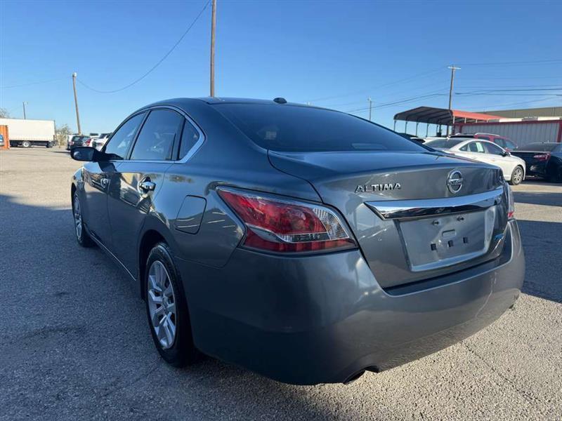 Nissan Altima  2014