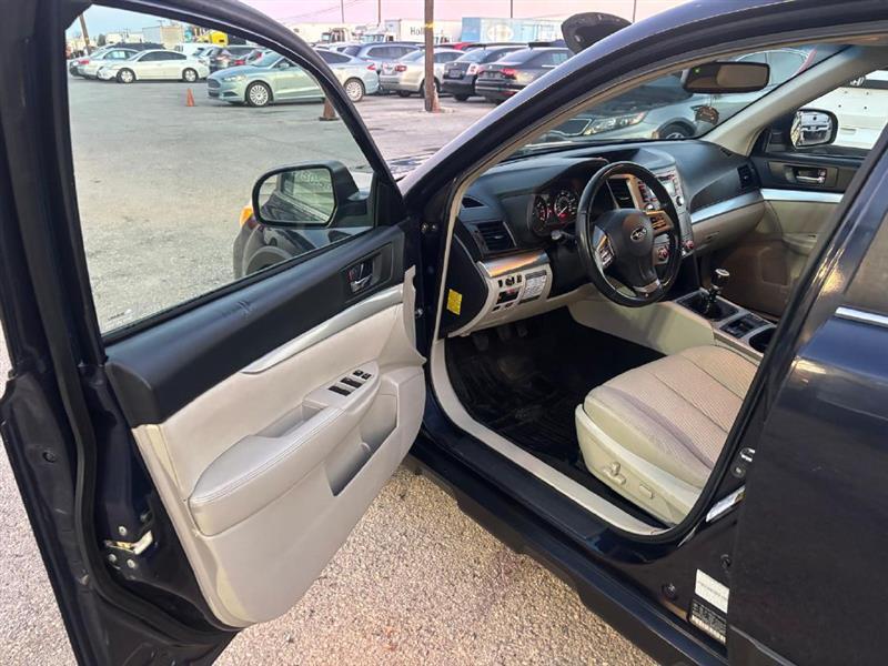 Subaru Outback  2012