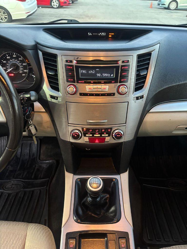 Subaru Outback  2012