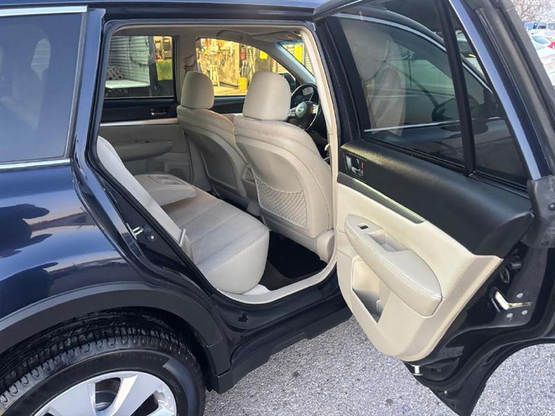 Subaru Outback  2012