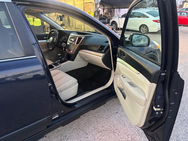 Subaru Outback  2012