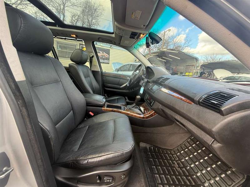 BMW X5  2005