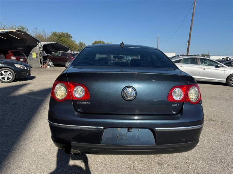 Volkswagen Passat  2006