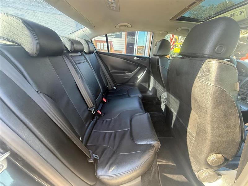 Volkswagen Passat  2006