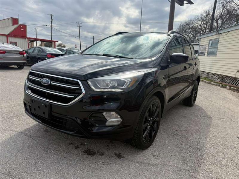 Ford Escape  2017