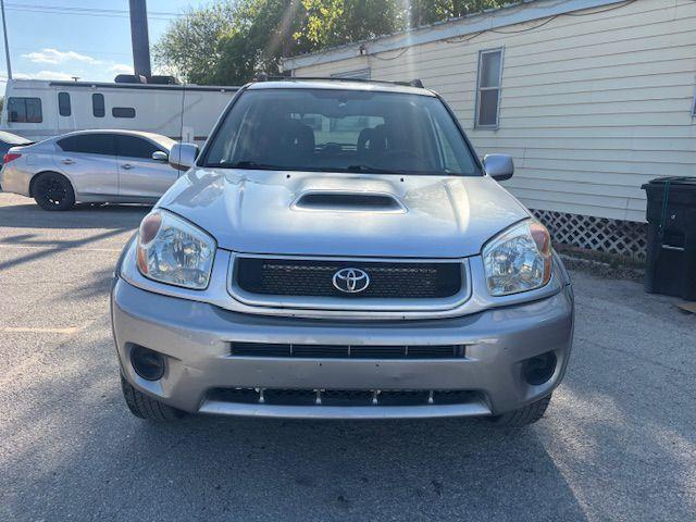 2005 Toyota RAV4 Base