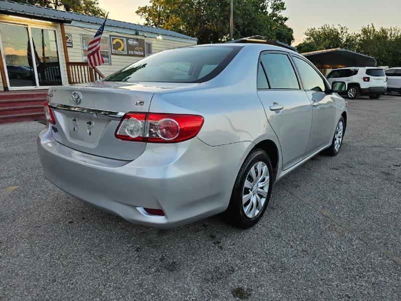 Toyota Corolla  2013