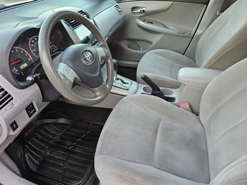 Toyota Corolla  2013