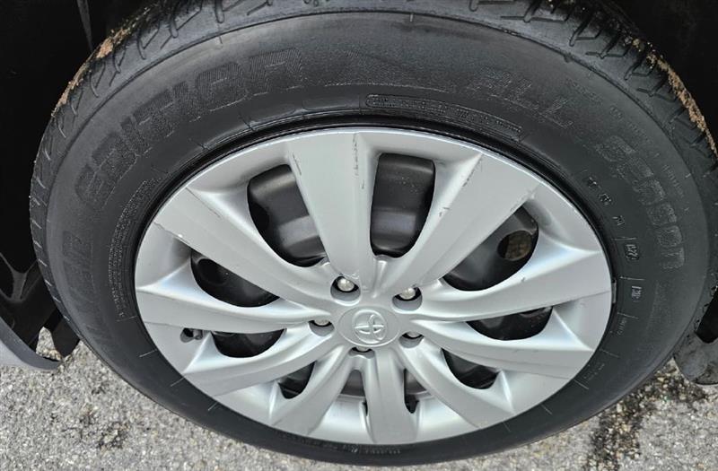 Toyota Corolla  2013